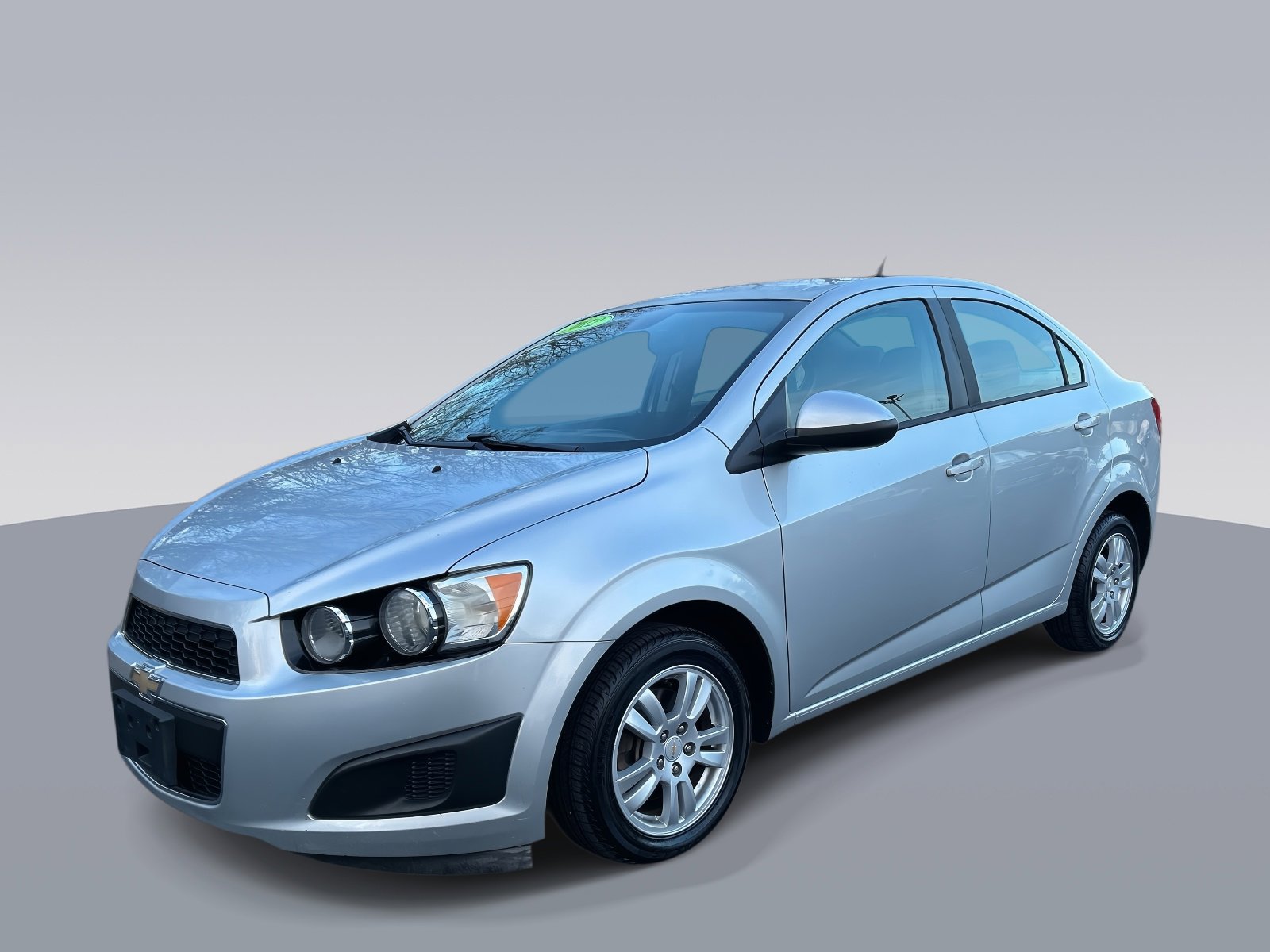 Used 2012 Chevrolet Sonic LS image 7