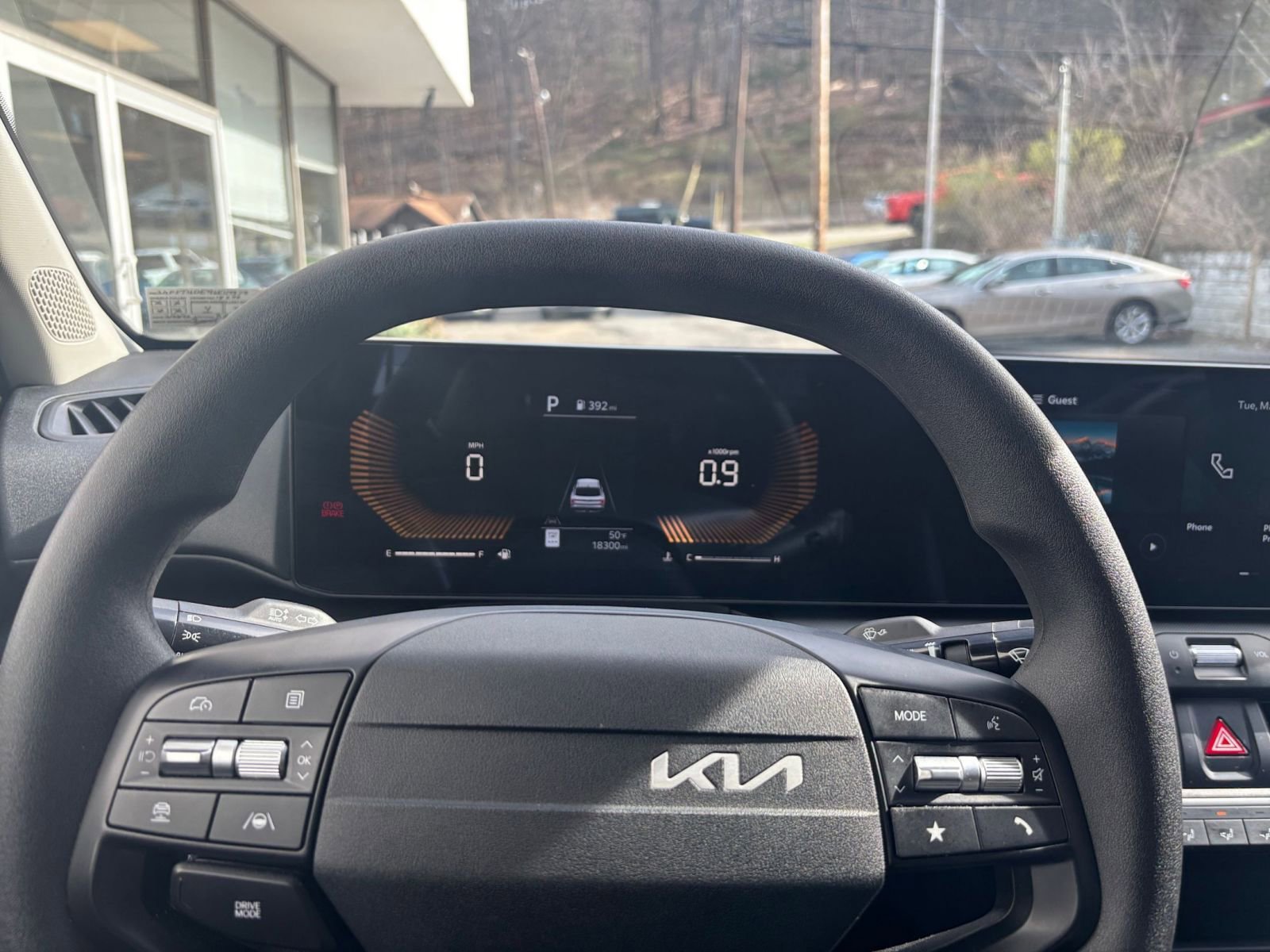 Used 2025 Kia K4 LXS image 28