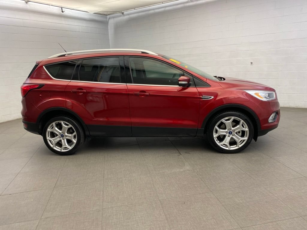 Used 2019 Ford Escape Titanium FWD image 9