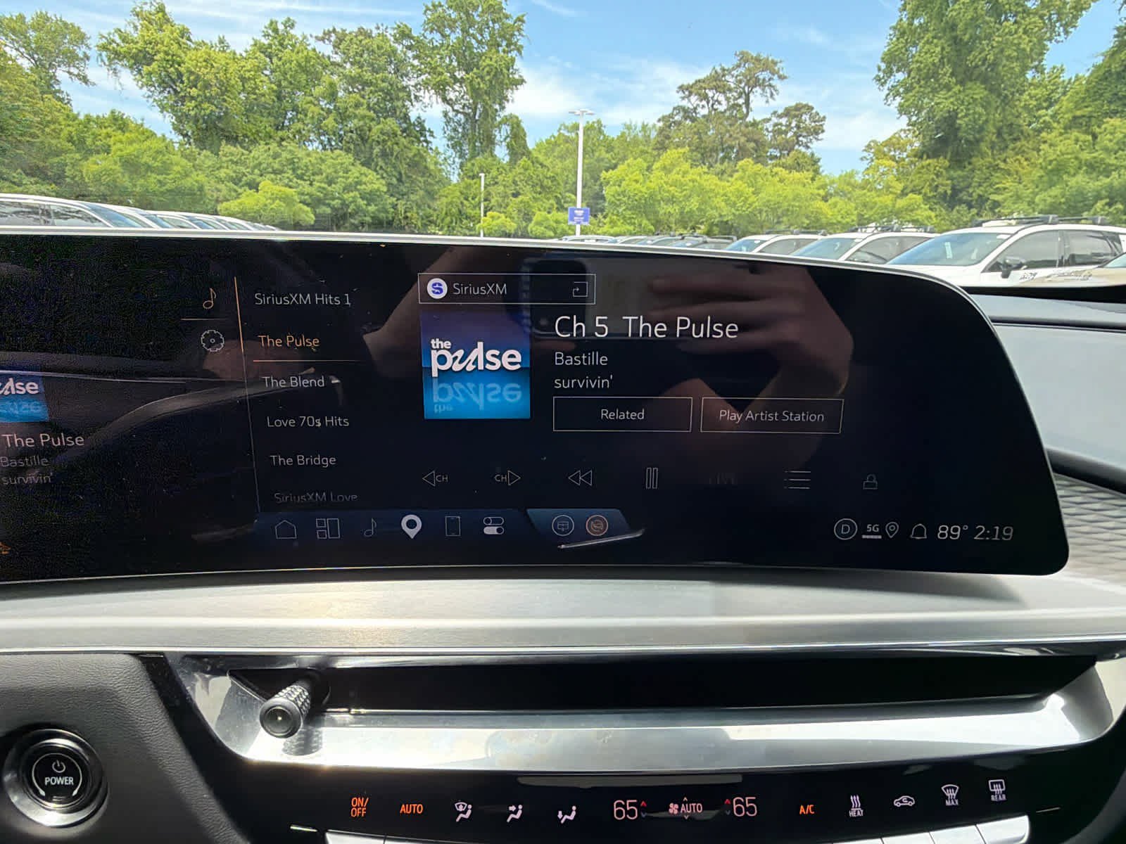 Used 2024 Cadillac Lyriq Luxury RWD image 32
