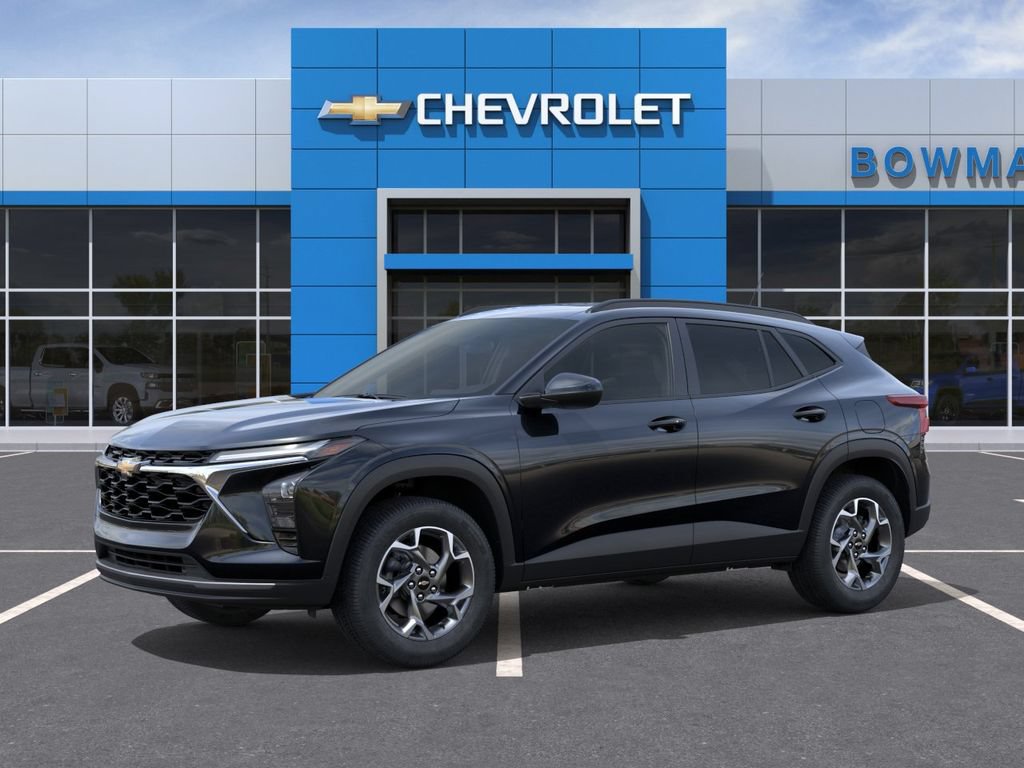 New 2026 Chevrolet Trax LT w/ Sunroof Package FWD image 2