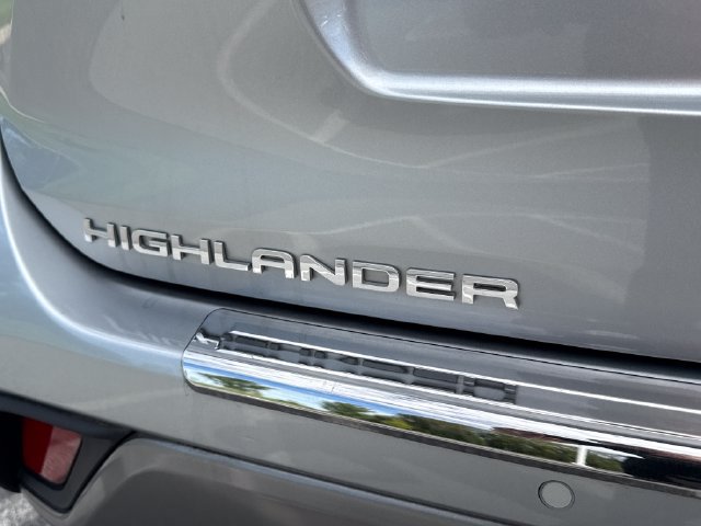Used 2023 Toyota Highlander Platinum AWD/4WD image 19