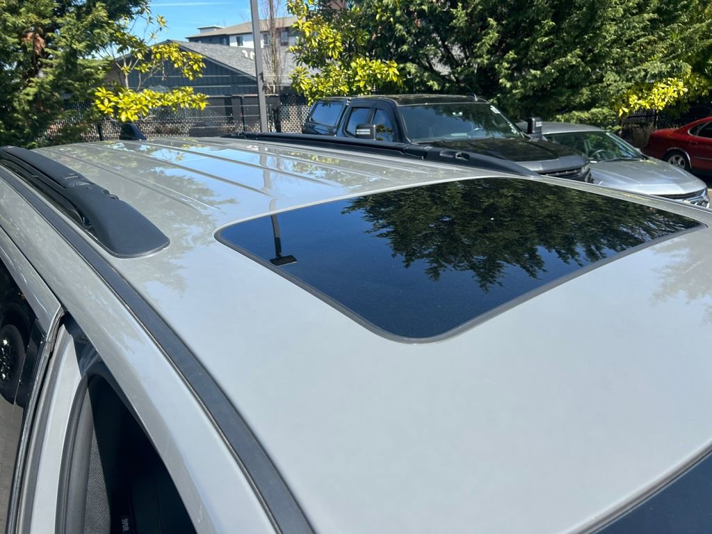 Used 2025 Dodge Durango R/T image 28