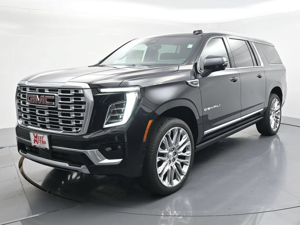 New 2026 GMC Yukon XL Denali w/ Denali Reserve Package AWD/4WD image 3
