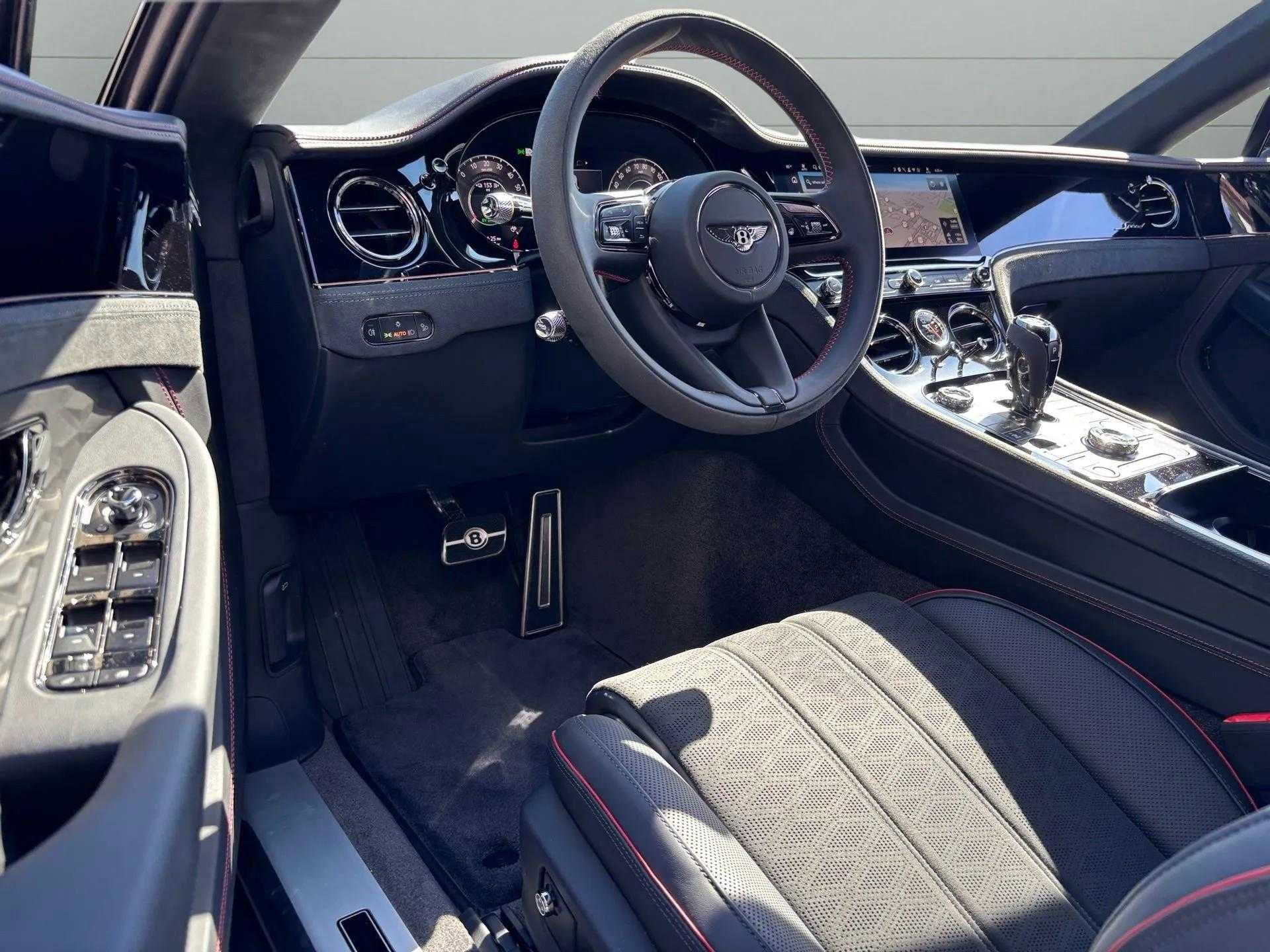 Used 2025 Bentley Continental GT Speed image 27