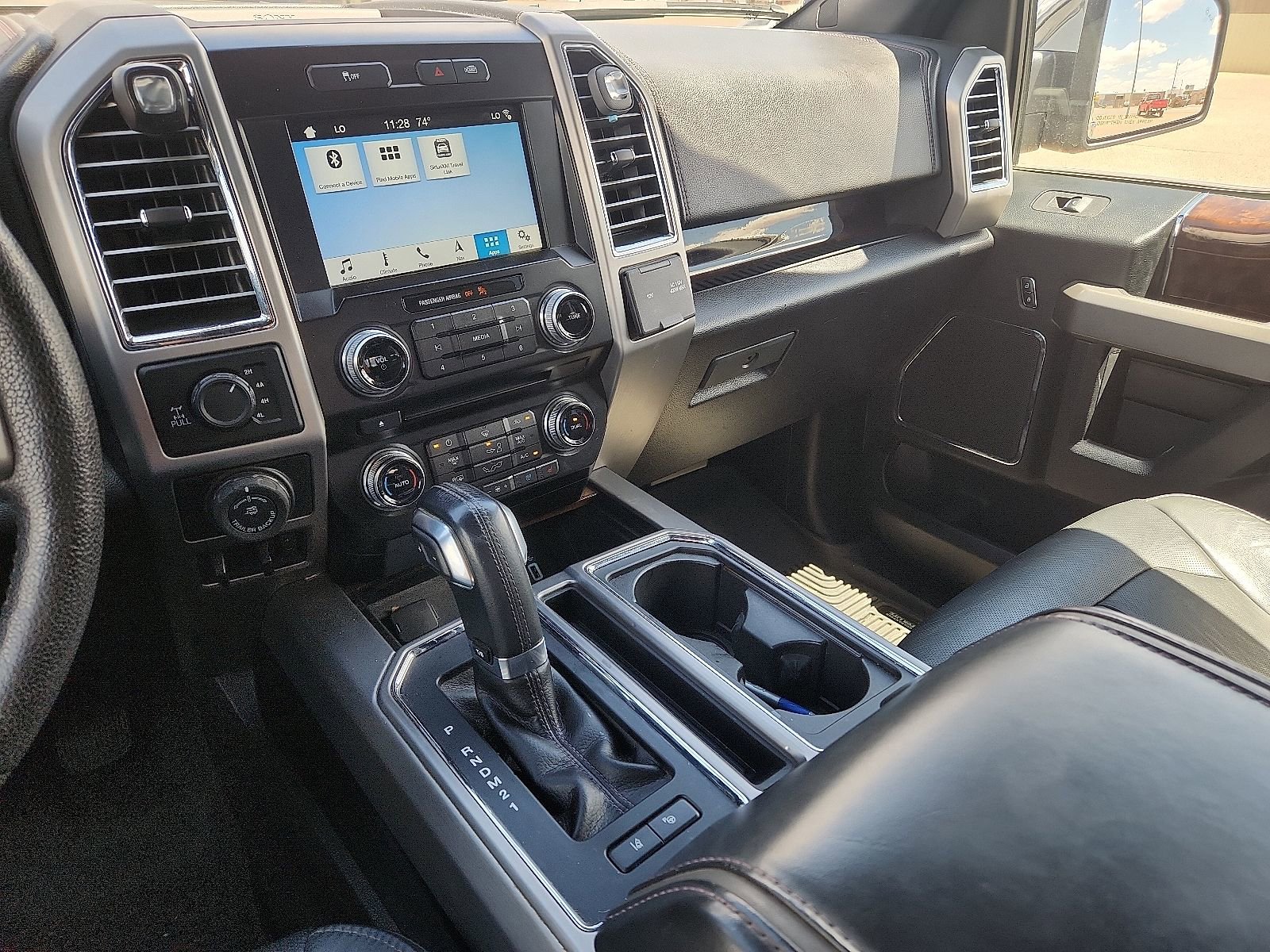 Used 2016 Ford F150 Platinum w/ Equipment Group 701A Luxury AWD/4WD image 20