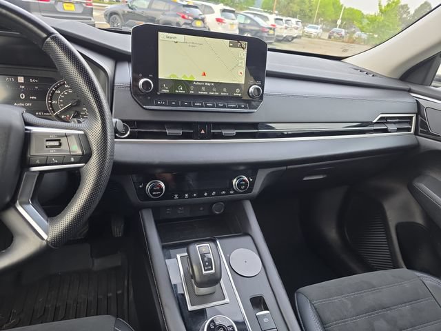 Used 2024 Mitsubishi Outlander SE AWD/4WD image 32