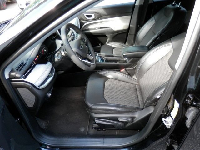 Used 2022 Jeep Compass Latitude w/ Sun and Sound Group AWD/4WD image 17