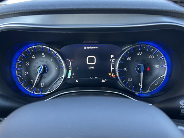 New 2026 Chrysler Pacifica Limited w/ Trailer Tow Group image 21