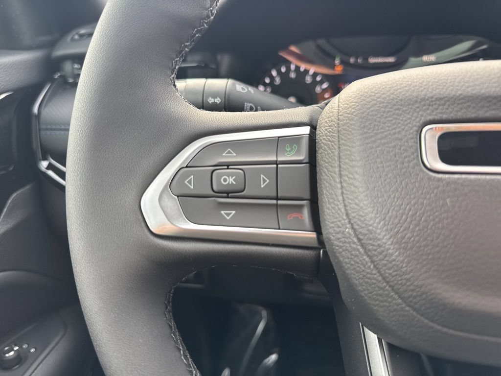 New 2026 Jeep Compass Latitude AWD/4WD image 11