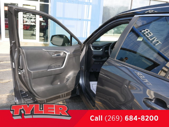 Used 2023 Toyota RAV4 XSE w/ XSE Grade Weather Package AWD/4WD image 21