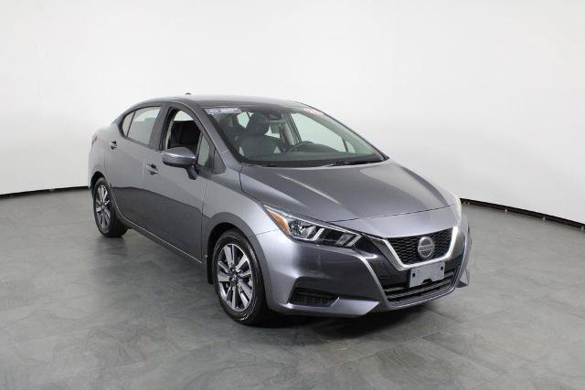 Certified 2020 Nissan Versa SV FWD image 4