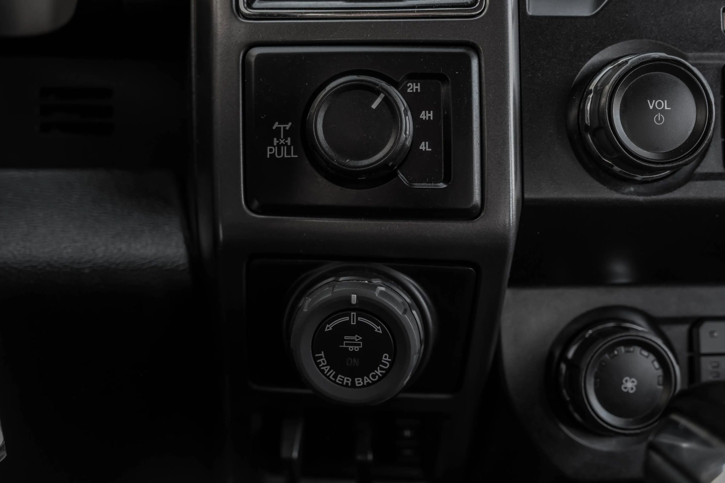 Used 2022 Ford F150 XLT w/ XTR Package image 30