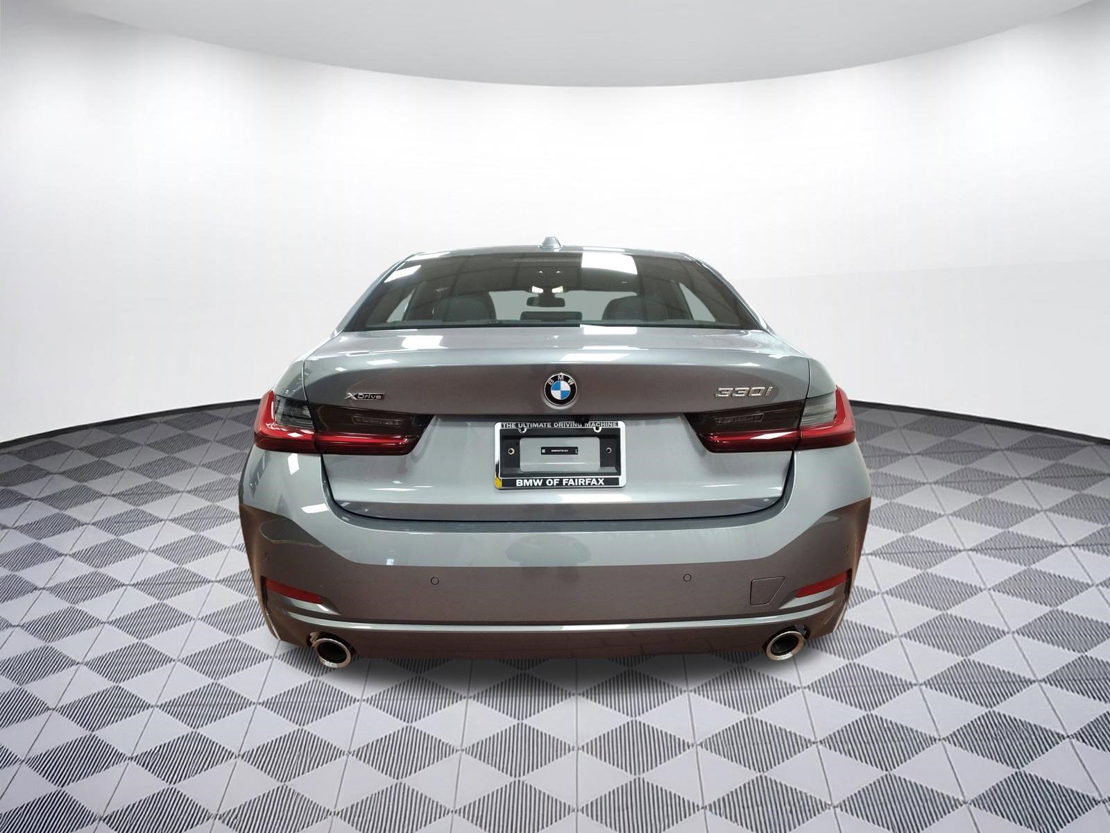 New 2026 BMW 330i xDrive Sedan w/ Convenience Package image 9