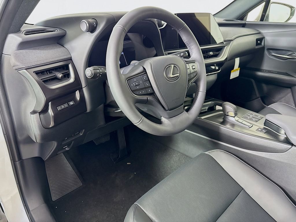 New 2025 Lexus UX 300h FWD image 9