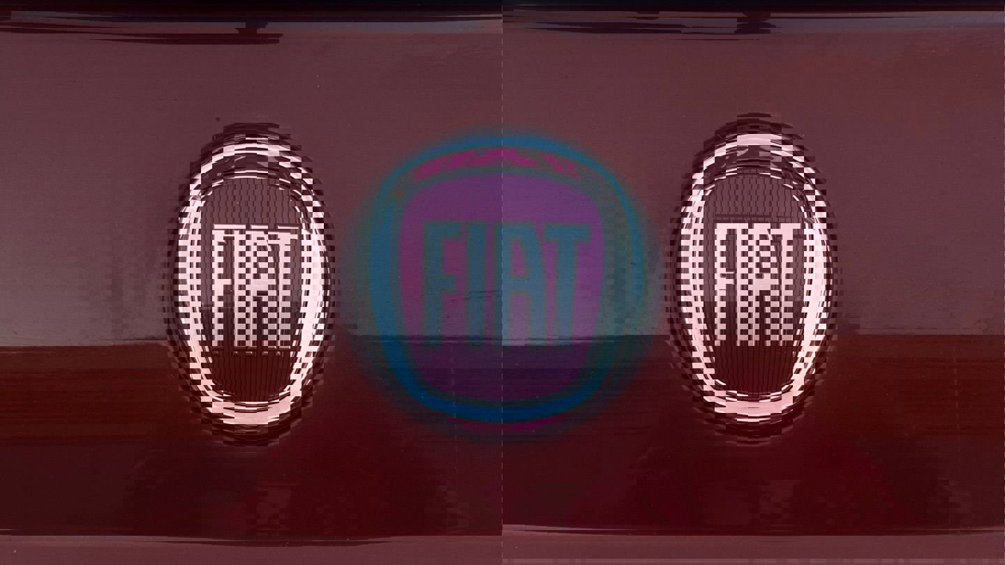 Used 2015 FIAT 500 Sport w/ Comfort/Convenience Group image 29