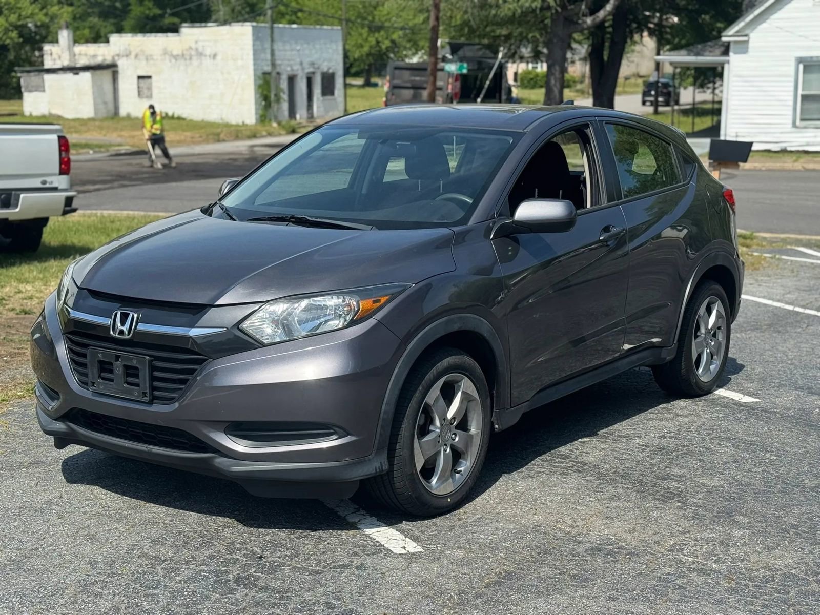 Used 2016 Honda HR-V LX image 1