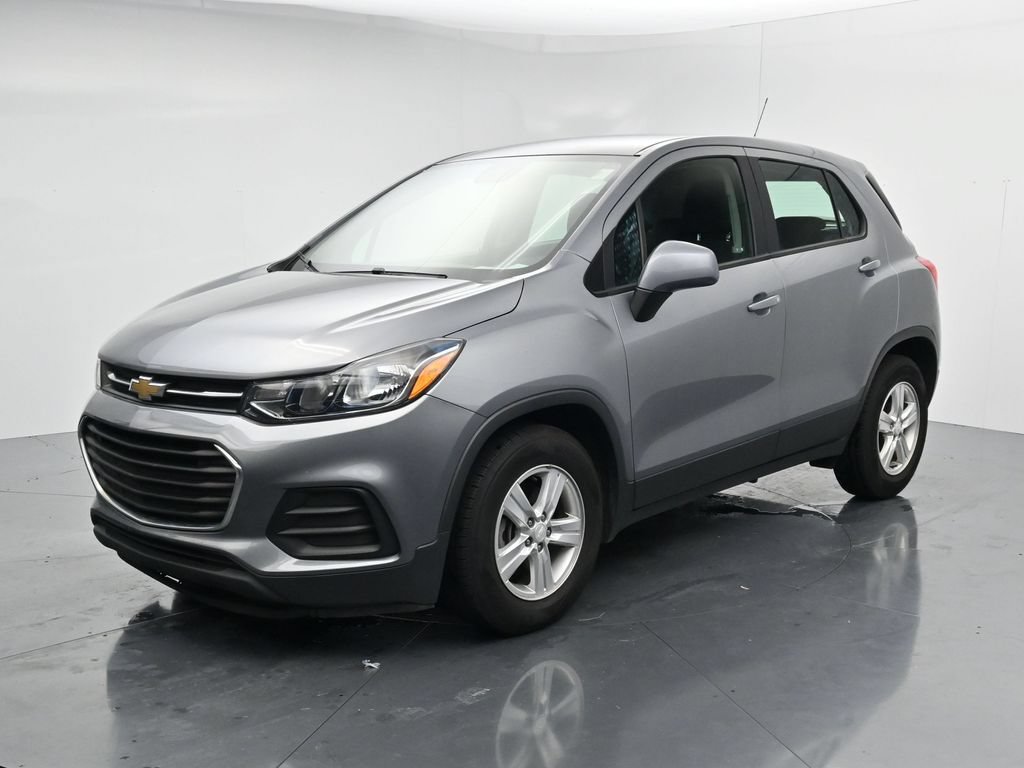 Used 2020 Chevrolet Trax LS FWD image 4