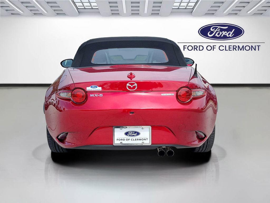 Used 2022 MAZDA MX-5 Miata Grand Touring w/ Weather Package RWD image 4