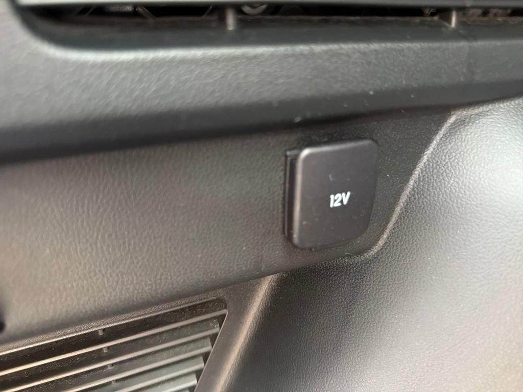 Used 2020 Ford Escape Titanium image 39