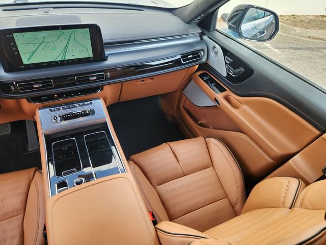 New 2026 Lincoln Aviator Black Label w/ Dynamic Handling Package image 12