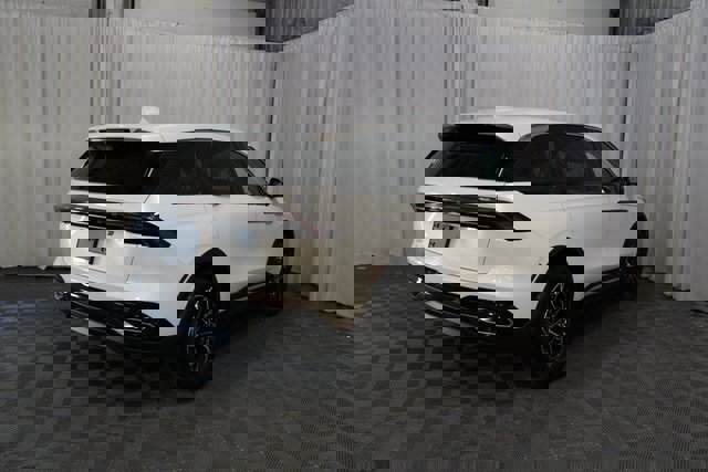 New 2026 Lincoln Nautilus Premier image 41