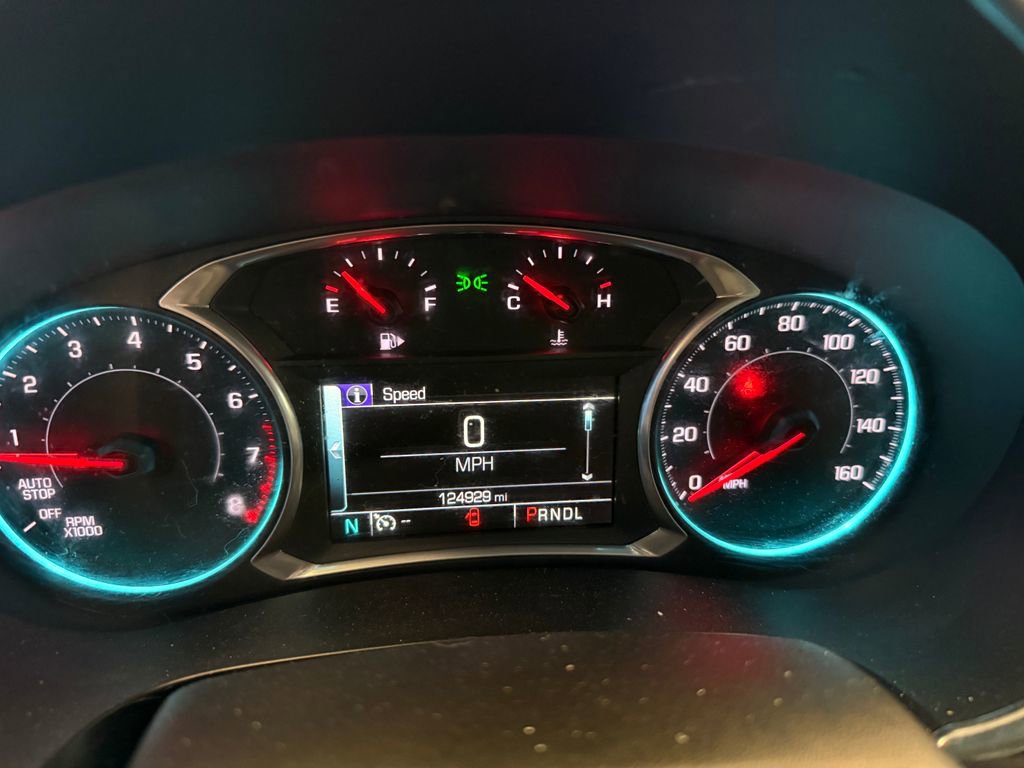Used 2017 Chevrolet Malibu LT FWD image 11