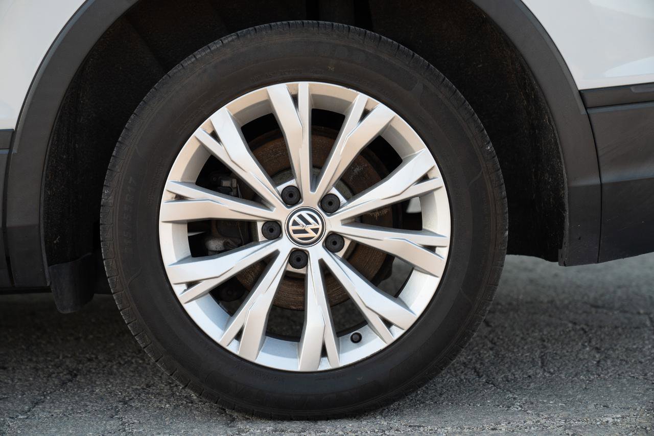 Used 2018 Volkswagen Tiguan S AWD/4WD image 9