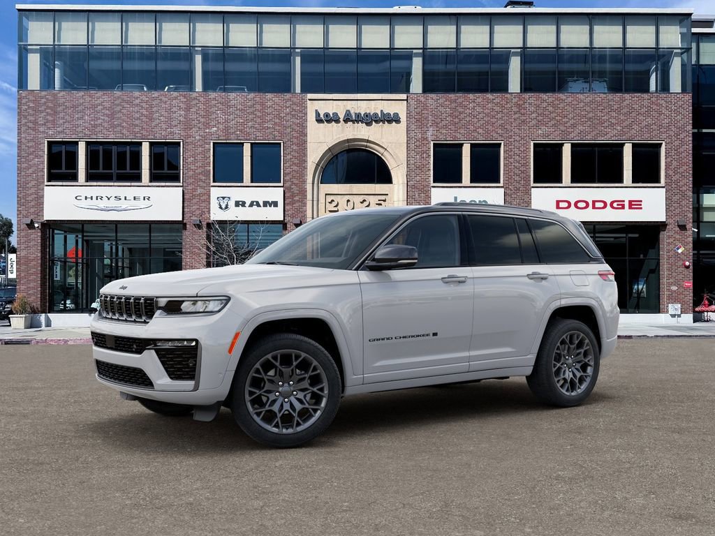 New 2026 Jeep Grand Cherokee Summit image 2