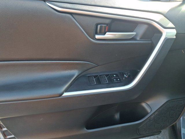 Certified 2024 Toyota RAV4 XLE w/ Convenience Package image 12