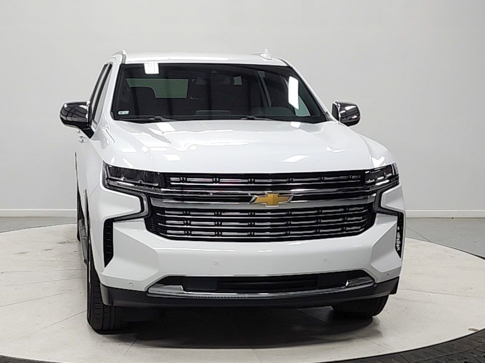Used 2023 Chevrolet Tahoe Premier RWD image 2