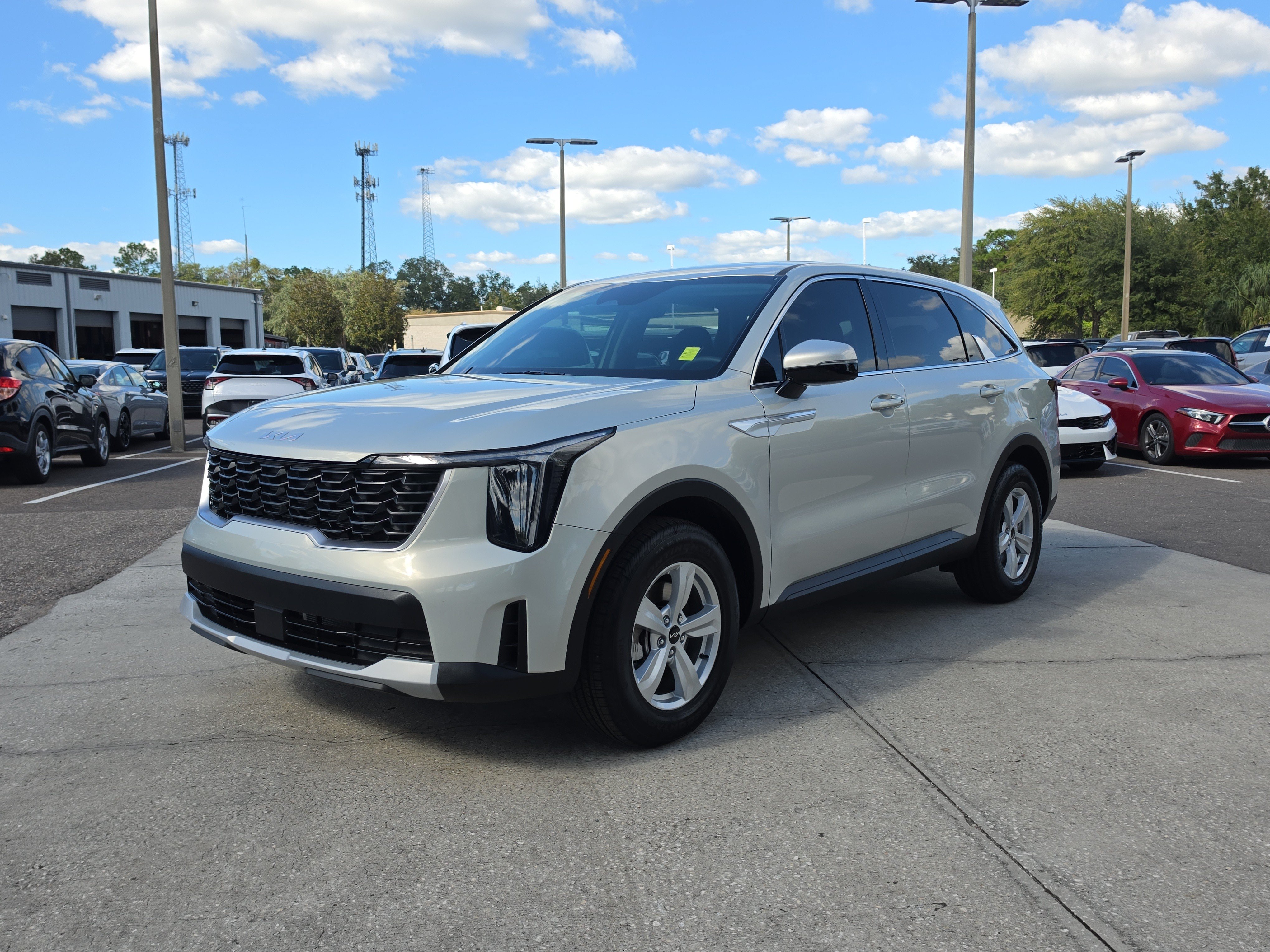 Certified 2026 Kia Sorento LX FWD image 4