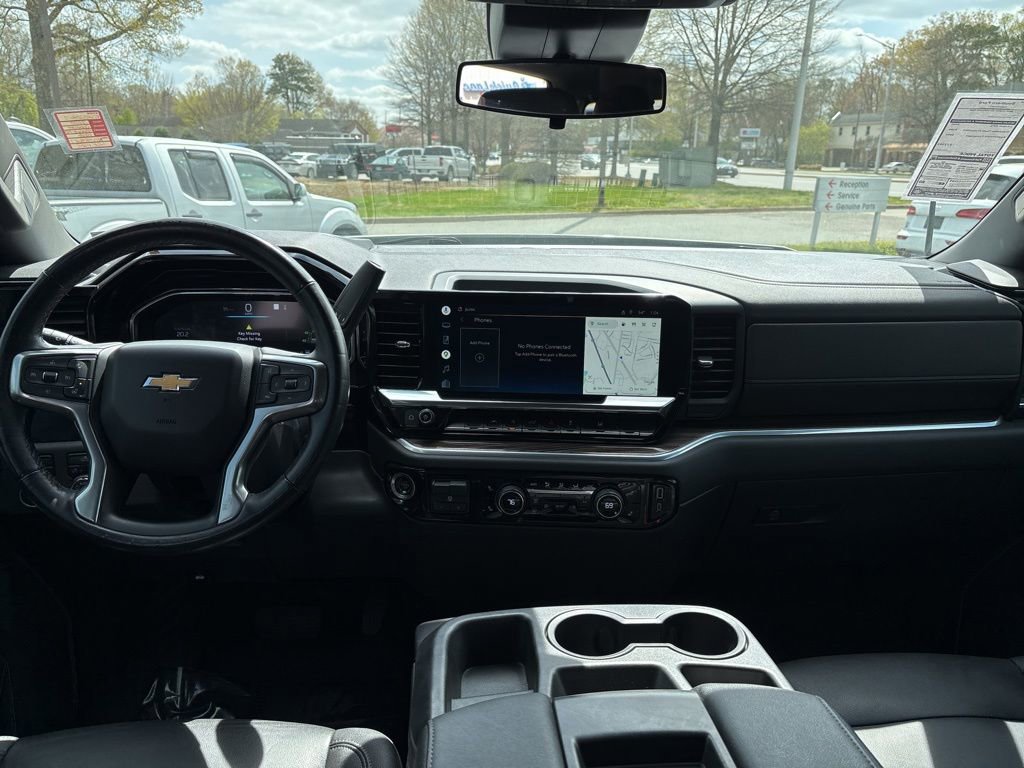Used 2022 Chevrolet Silverado 1500 LT w/ All Star Edition Plus image 10