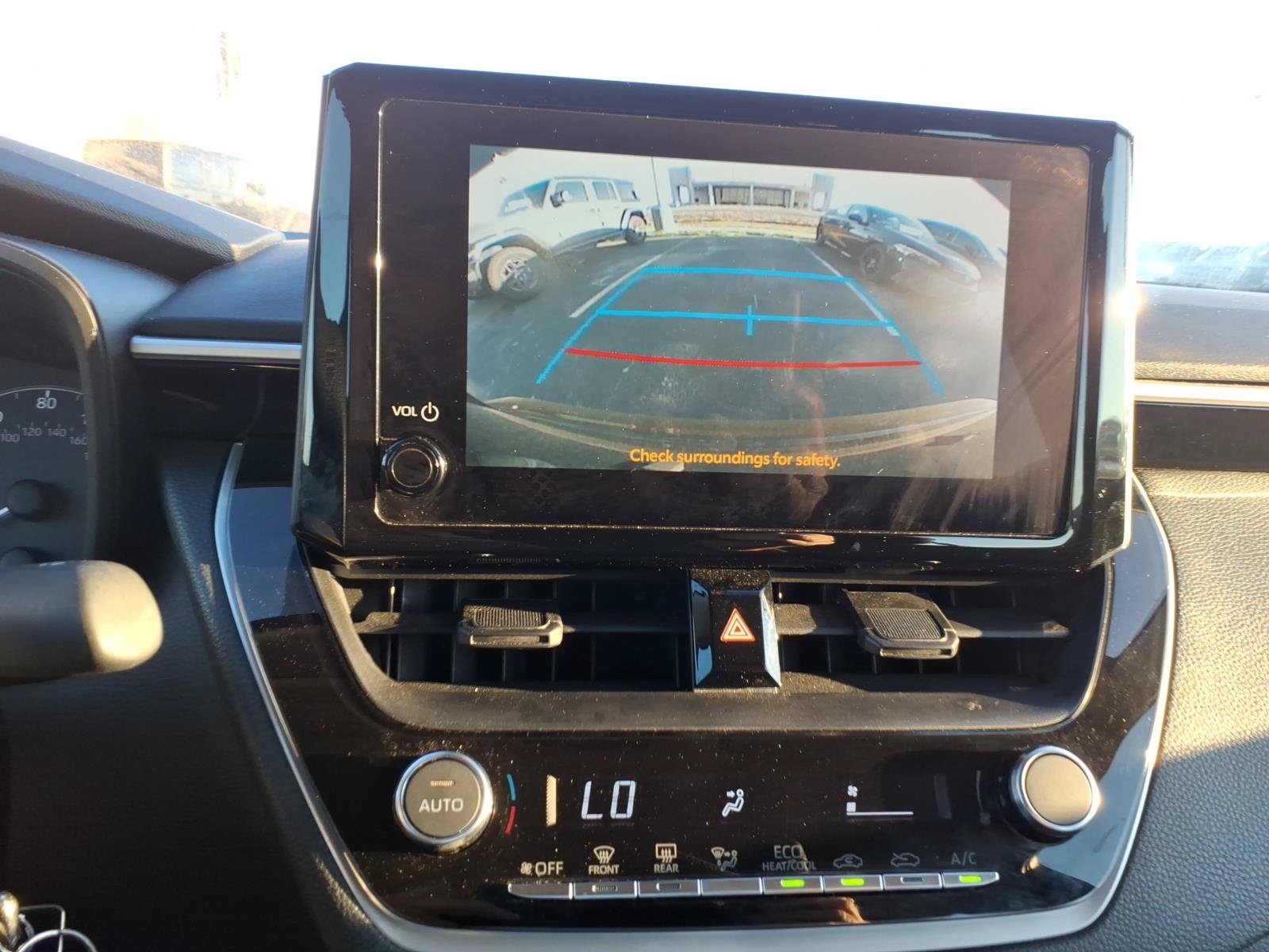 Used 2025 Toyota Corolla LE FWD image 12