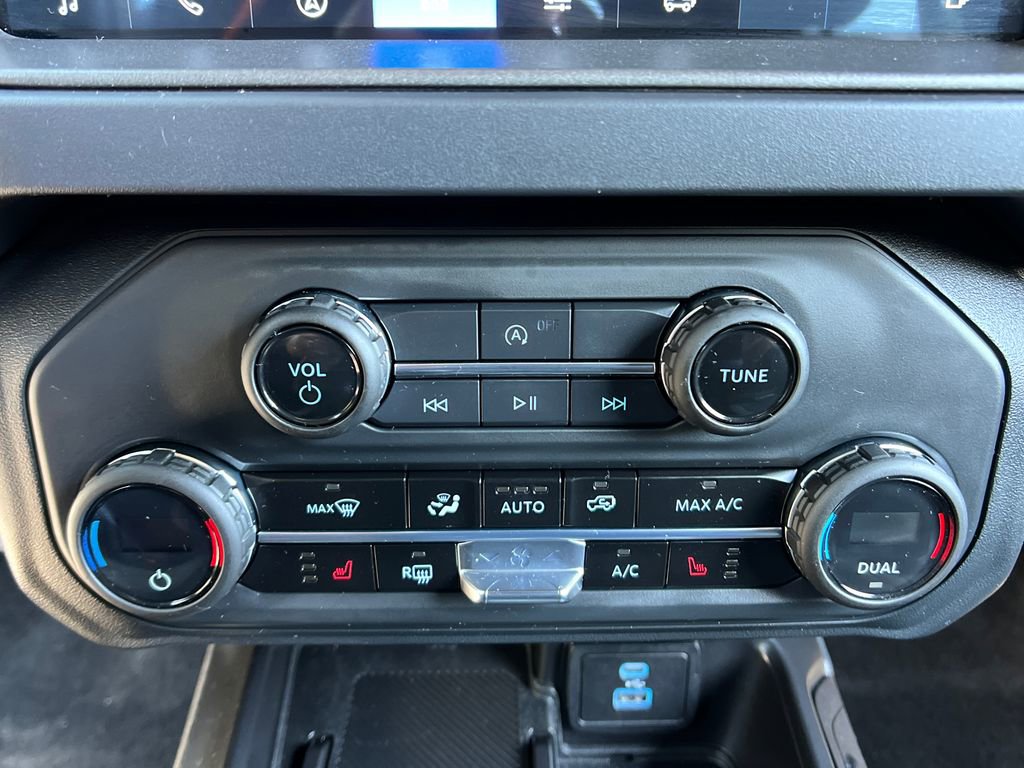 Used 2025 Ford Bronco Big Bend AWD/4WD image 17