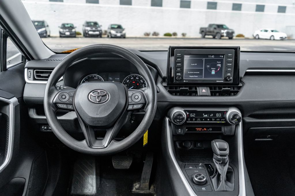 Certified 2022 Toyota RAV4 LE AWD/4WD image 15