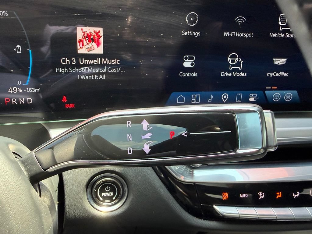 Used 2024 Cadillac Lyriq Luxury AWD/4WD image 19