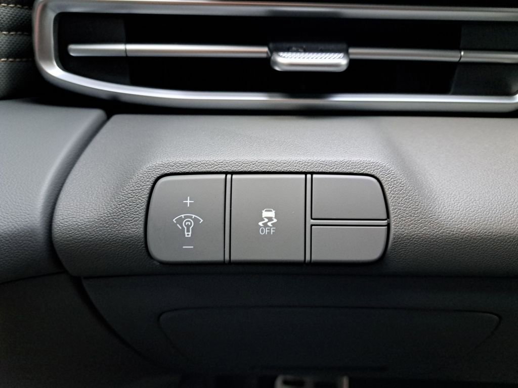 New 2026 Hyundai Elantra SEL Sport Premium FWD image 25