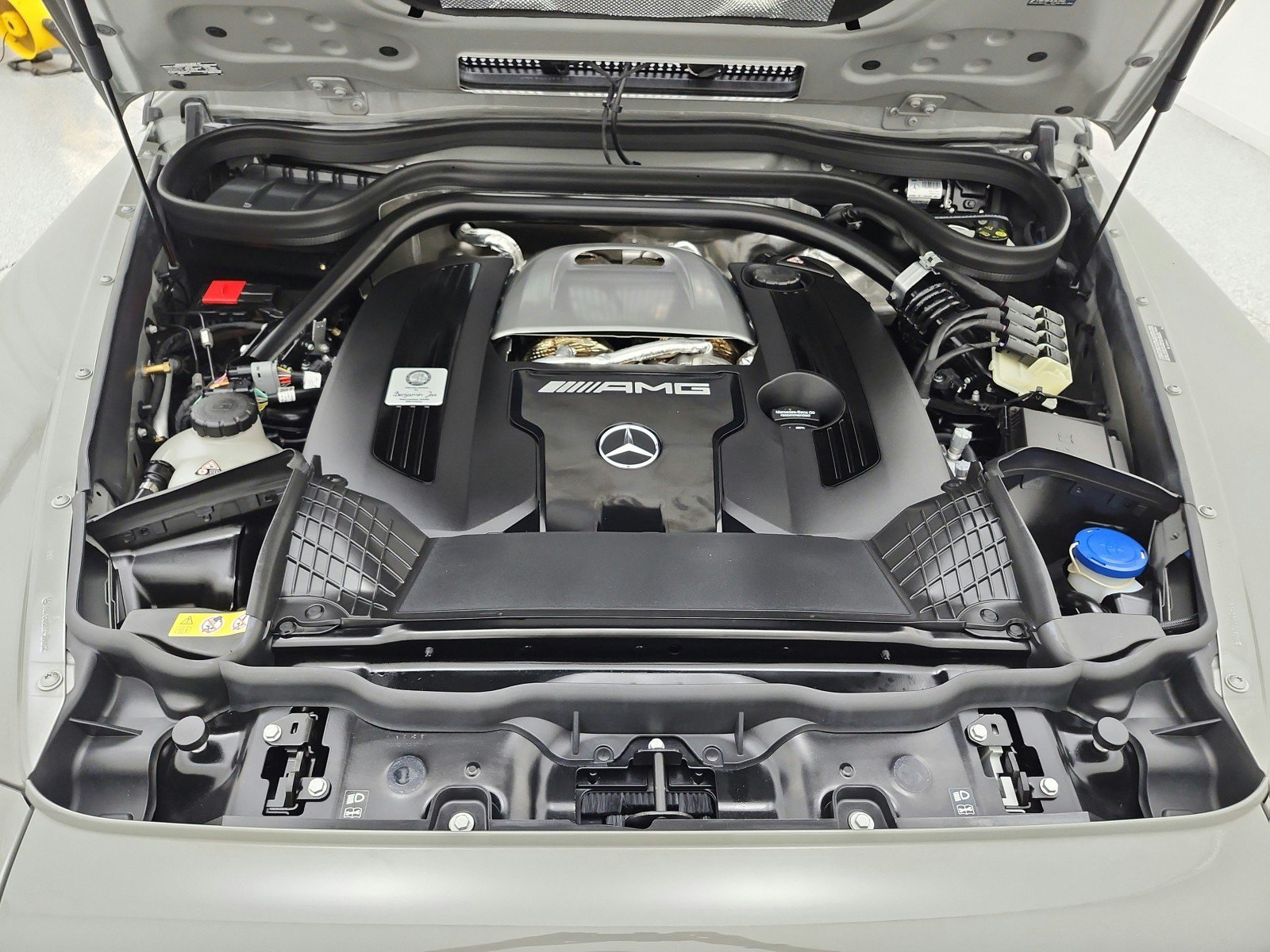 Certified 2025 Mercedes-Benz G 63 AMG 4MATIC image 17