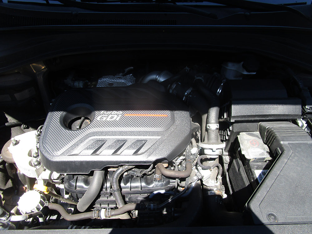 Used 2019 Hyundai Santa Fe AWD image 8