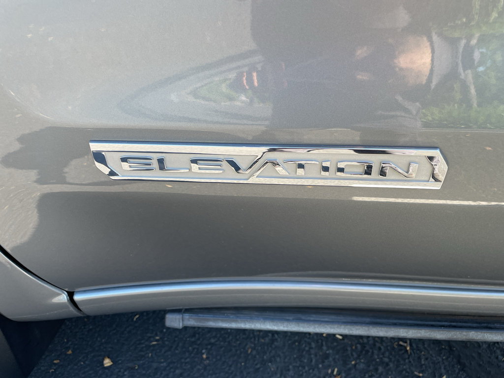 Used 2023 GMC Sierra 1500 Elevation AWD/4WD image 12