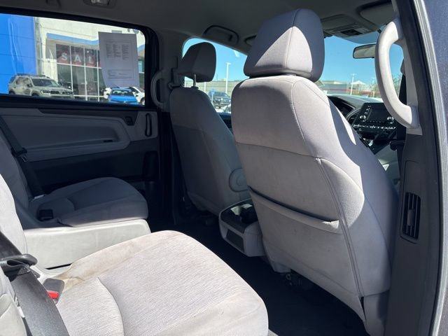 Used 2018 Honda Odyssey LX image 15