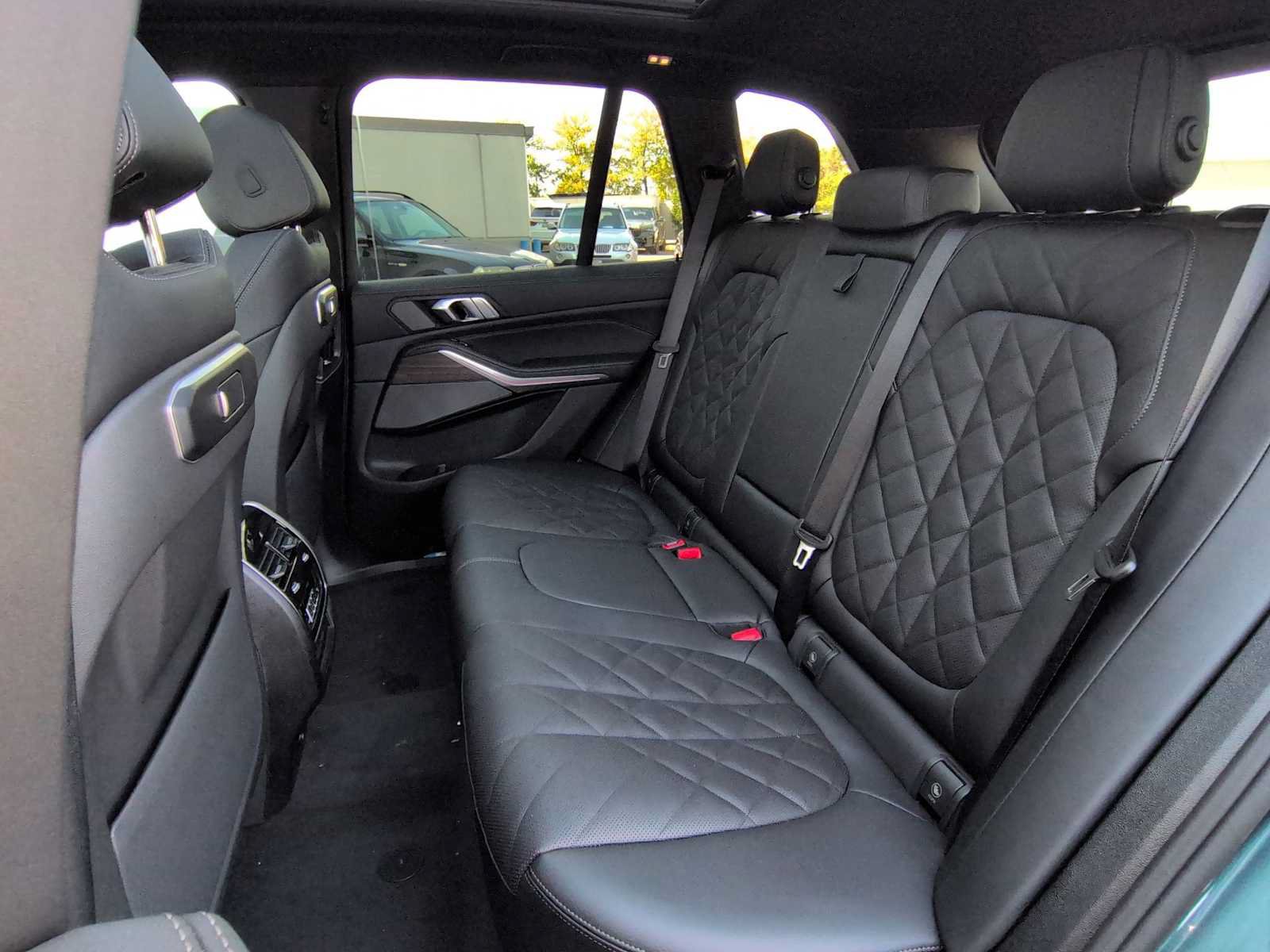 Used 2026 BMW X5 xDrive50e w/ Premium Package AWD/4WD image 21