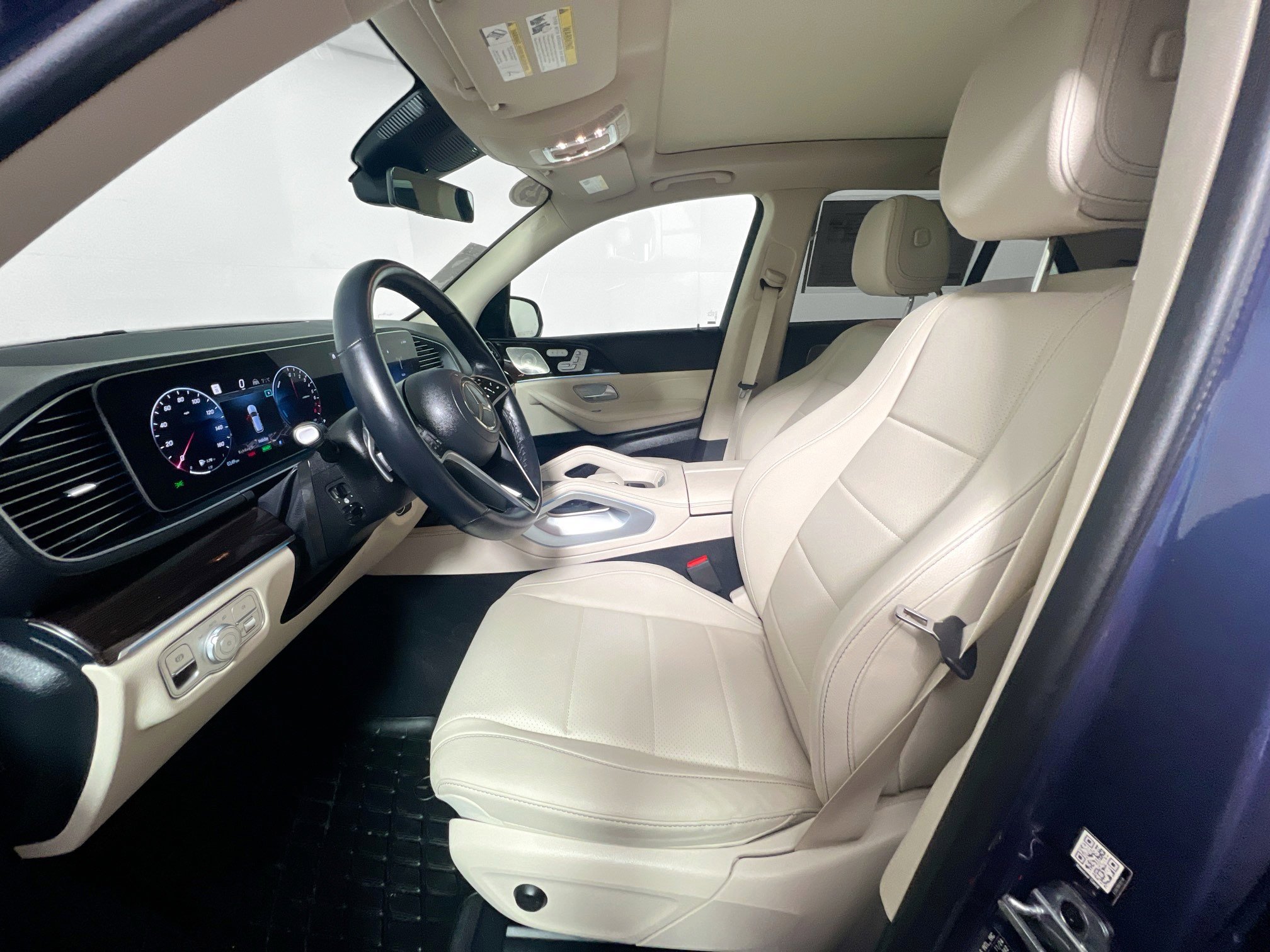 Used 2025 Mercedes-Benz GLE 450e GLE 450e image 14