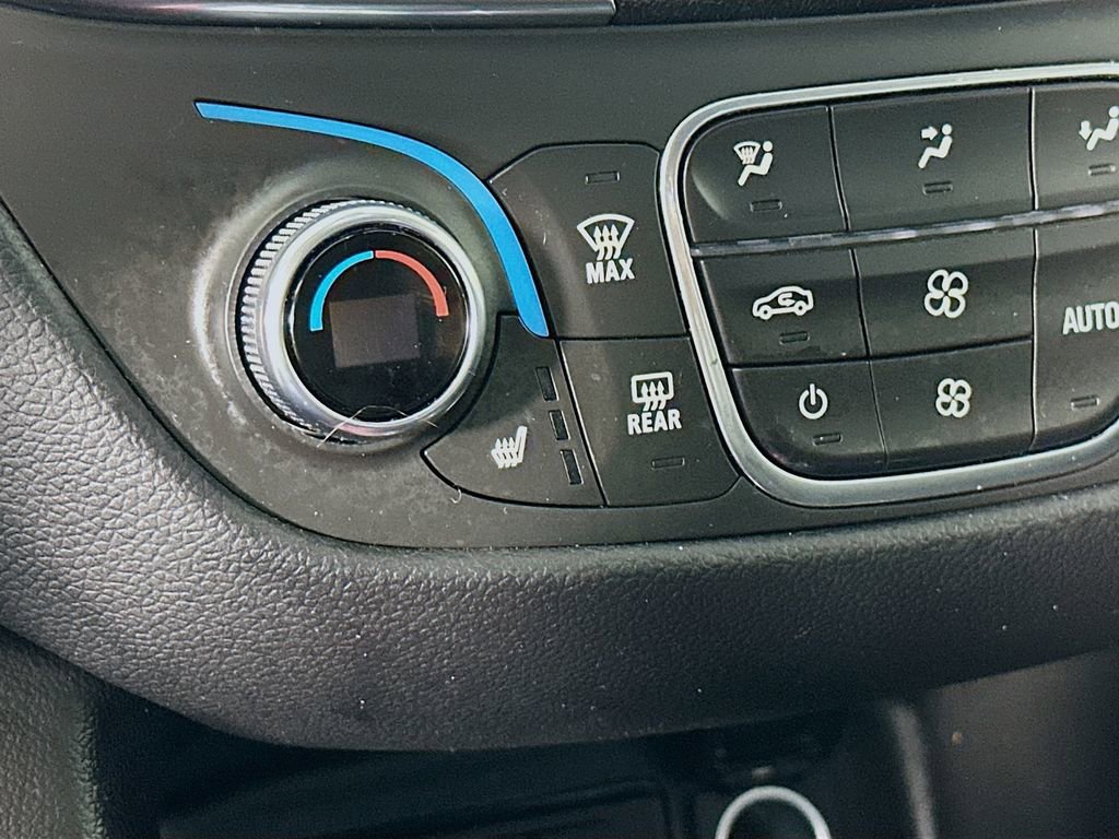 Used 2022 Chevrolet Equinox LT image 28