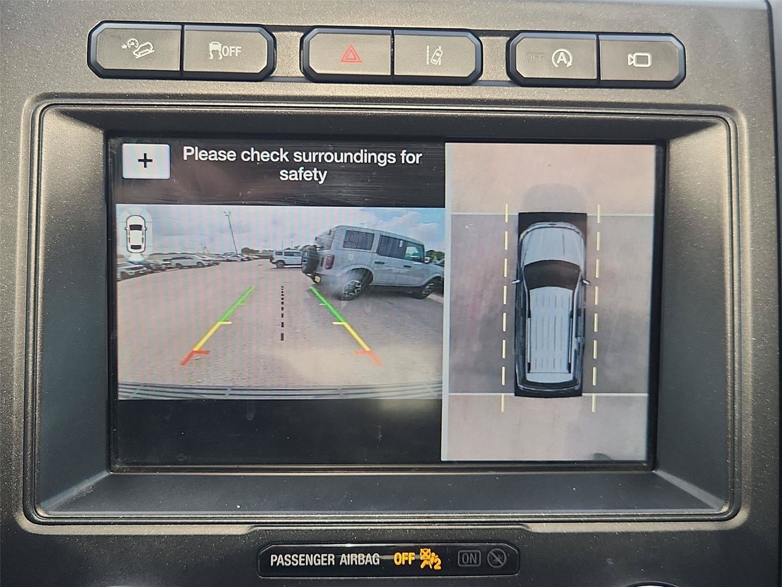 Used 2019 Ford Expedition Limited w/ Equipment Group 302A AWD/4WD image 15