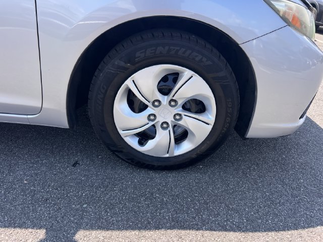 Used 2014 Honda Civic LX image 29