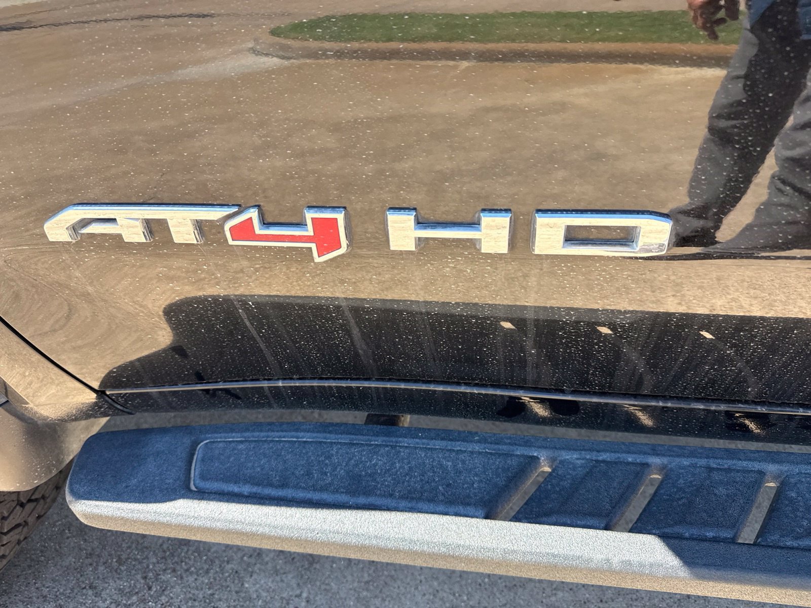 Used 2024 GMC Sierra 2500 AT4 w/ AT4 Premium Plus Package AWD/4WD image 13