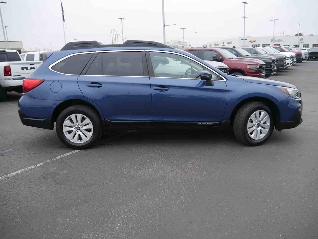 Used 2019 Subaru Outback 2.5i Premium image 22