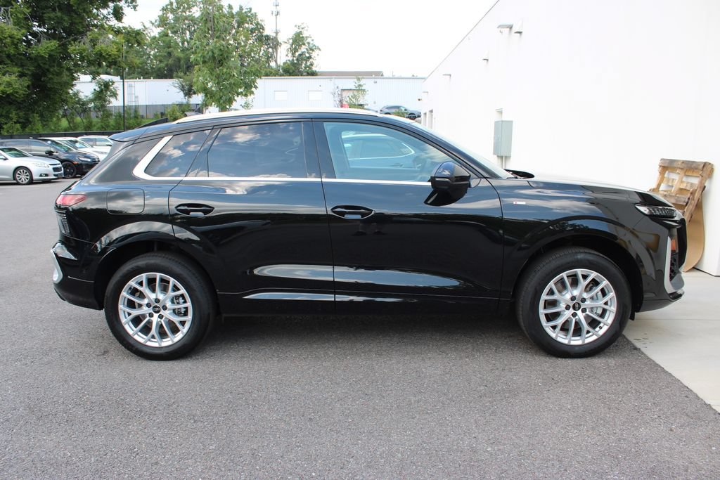 New 2026 Audi Q3 quattro 2.0T AWD/4WD image 31